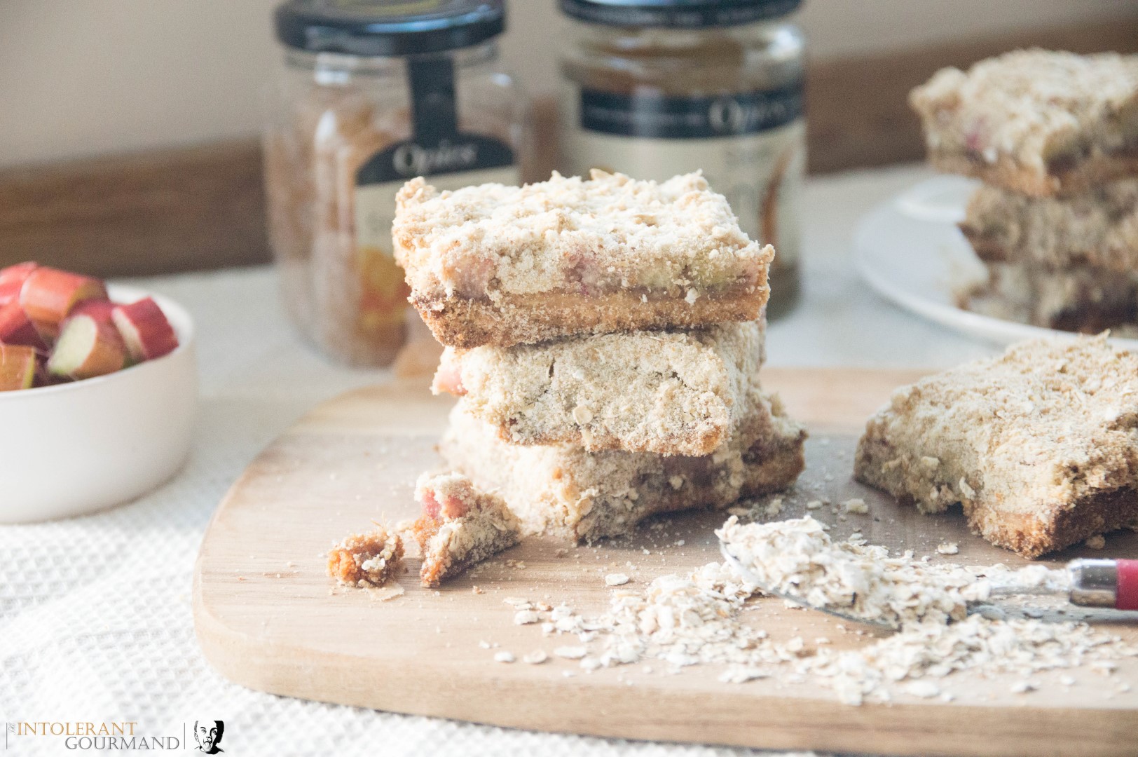 Rhubarb Ginger Crumble Bars - these delicious crumble bars are dairy and gluten free, and super simple to make! www.intolerantgourmand.com