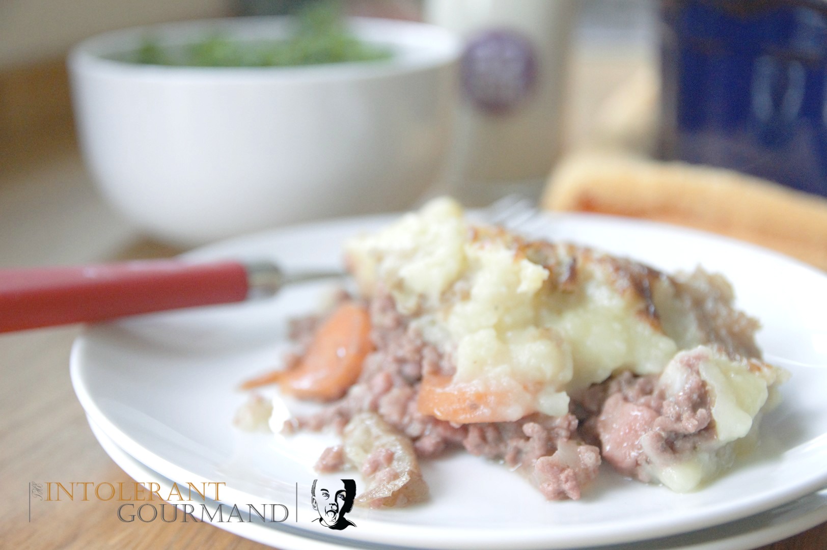 Cottage Pie - a delicious twist on the classic cottage pie, using bacon to add extra flavour! It's also gluten-free so fab for those with IBS or following a gluten-free diet due to allergies and intolerances! www.intolerantgourmand.com