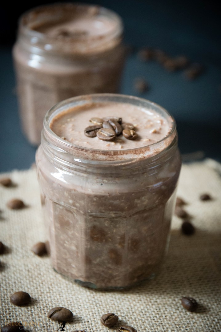 Mocha Overnight Oats (gluten free & dairy free) - a simple recipe that takes minutes to make and still tastes delicious! www.intolerantgourmand.com